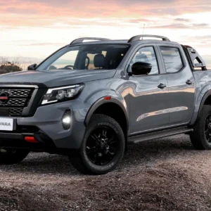NISSAN NAVARA PRO 4X