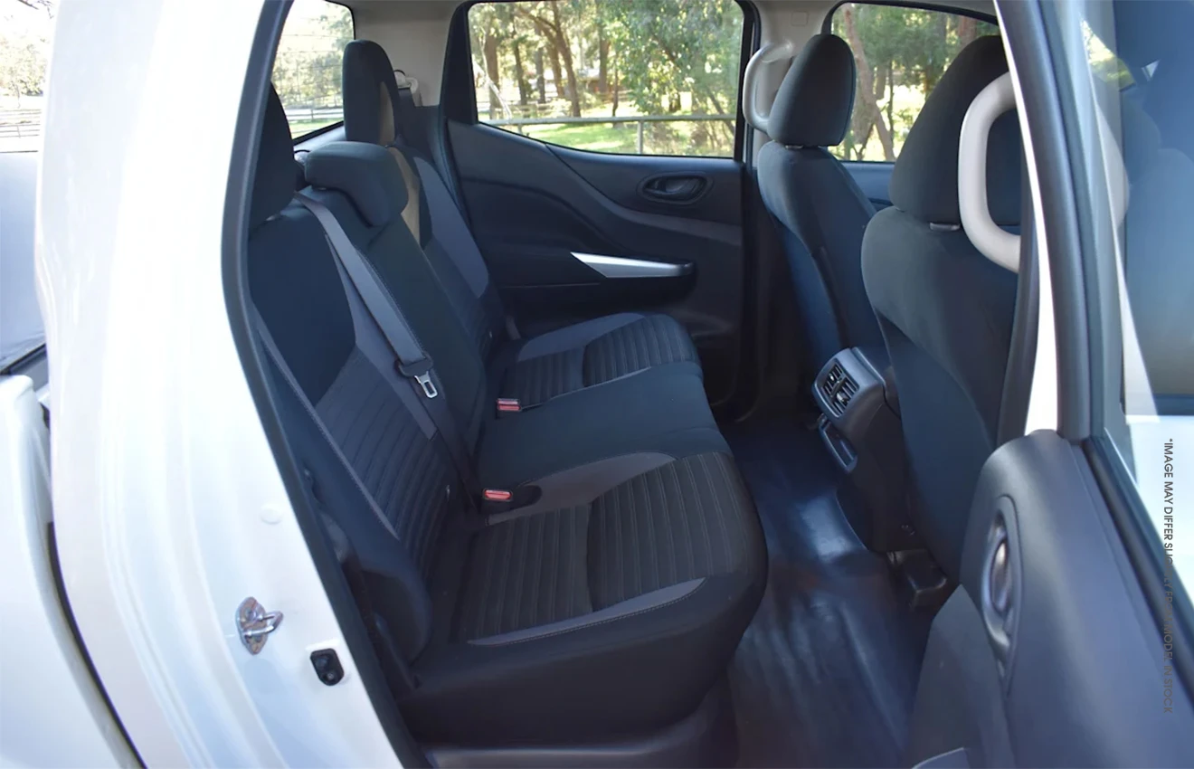 NISSAN NAVARA VL - Image 4
