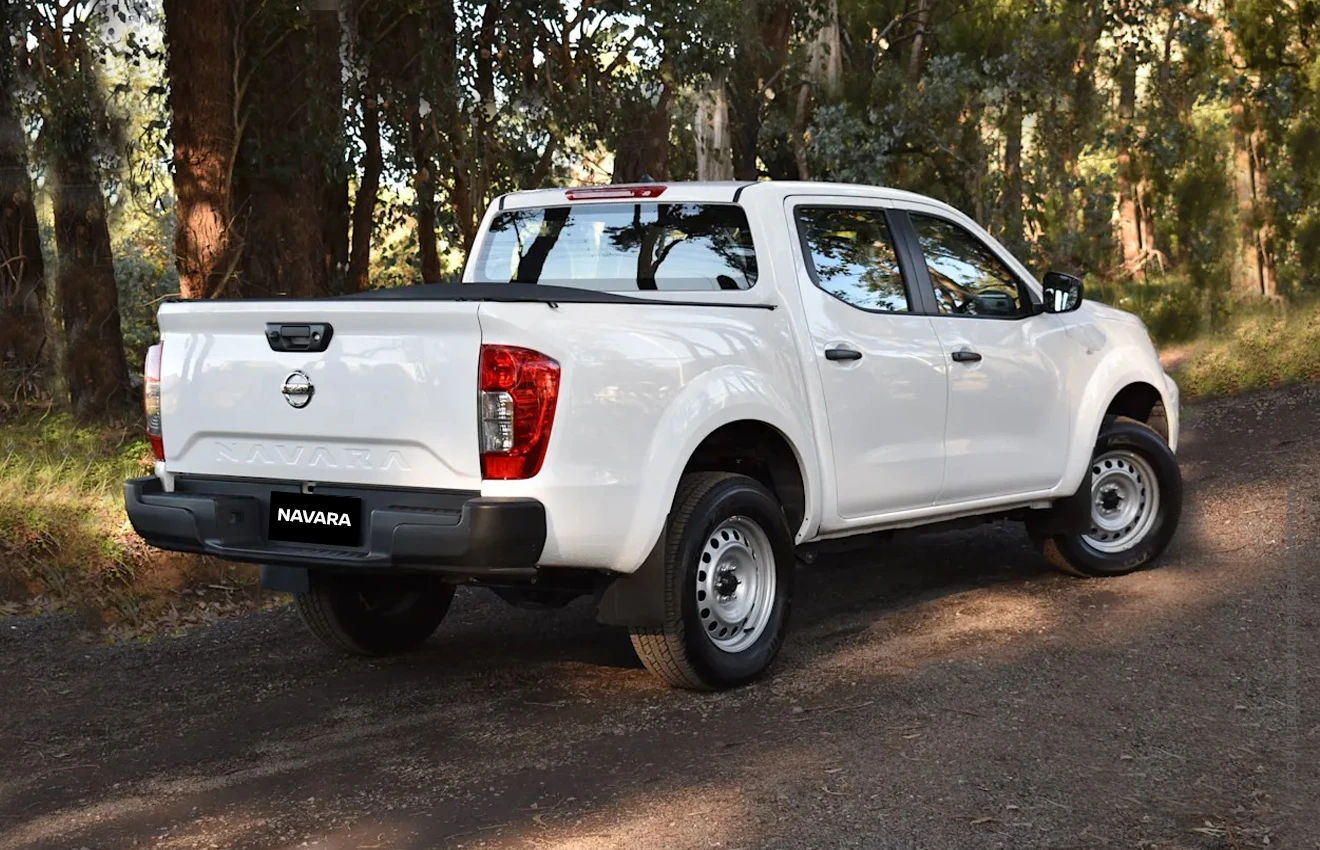 NISSAN NAVARA VL - Image 2