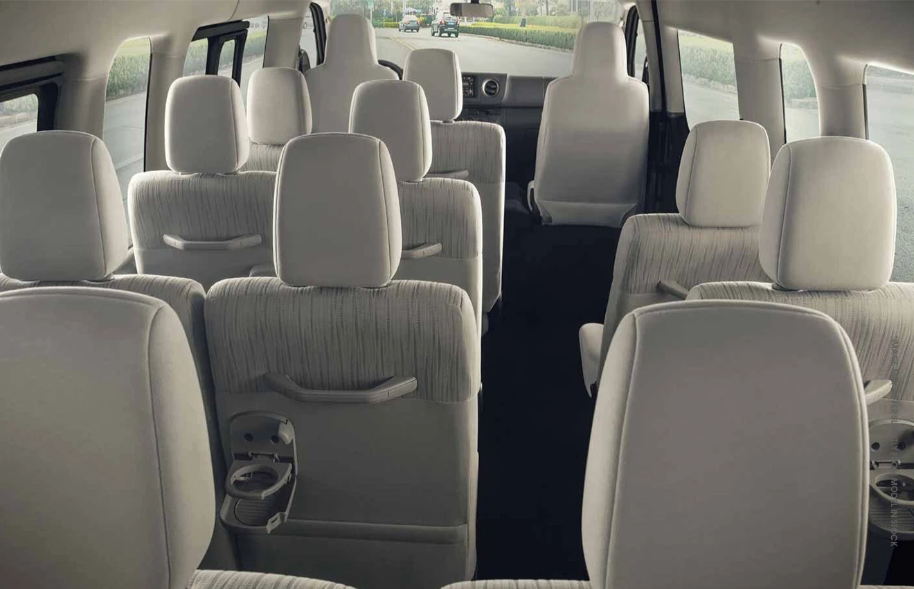 NISSAN URVAN - Image 2