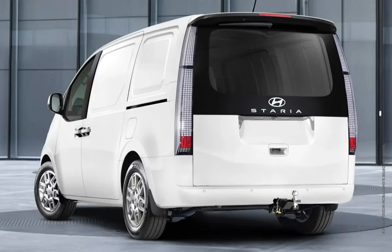 Hyundai Staria Panel - Image 5